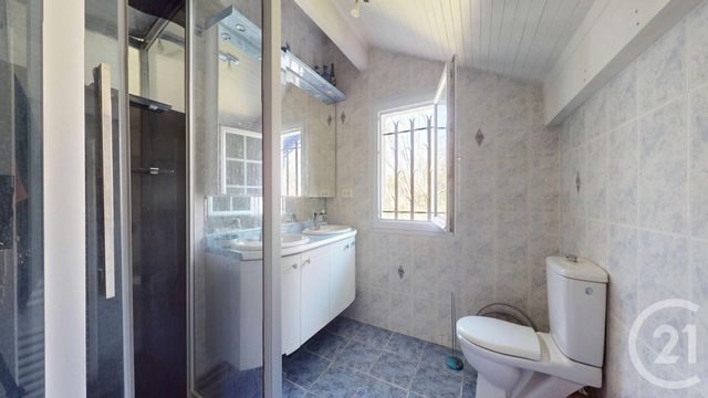 maison à vendre - 5 pièces - 187.0 m2 - ST MARTIN DE HINX - 40 - AQUITAINE - Century 21 Berritzea