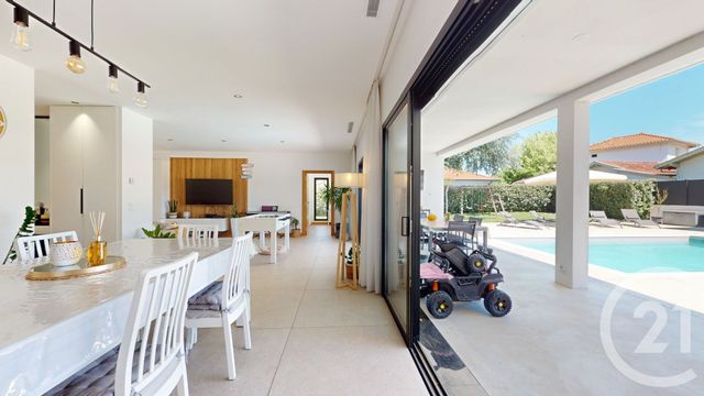 maison à vendre - 6 pièces - 162.0 m2 - ORTHEVIELLE - 40 - AQUITAINE - Century 21 Berritzea